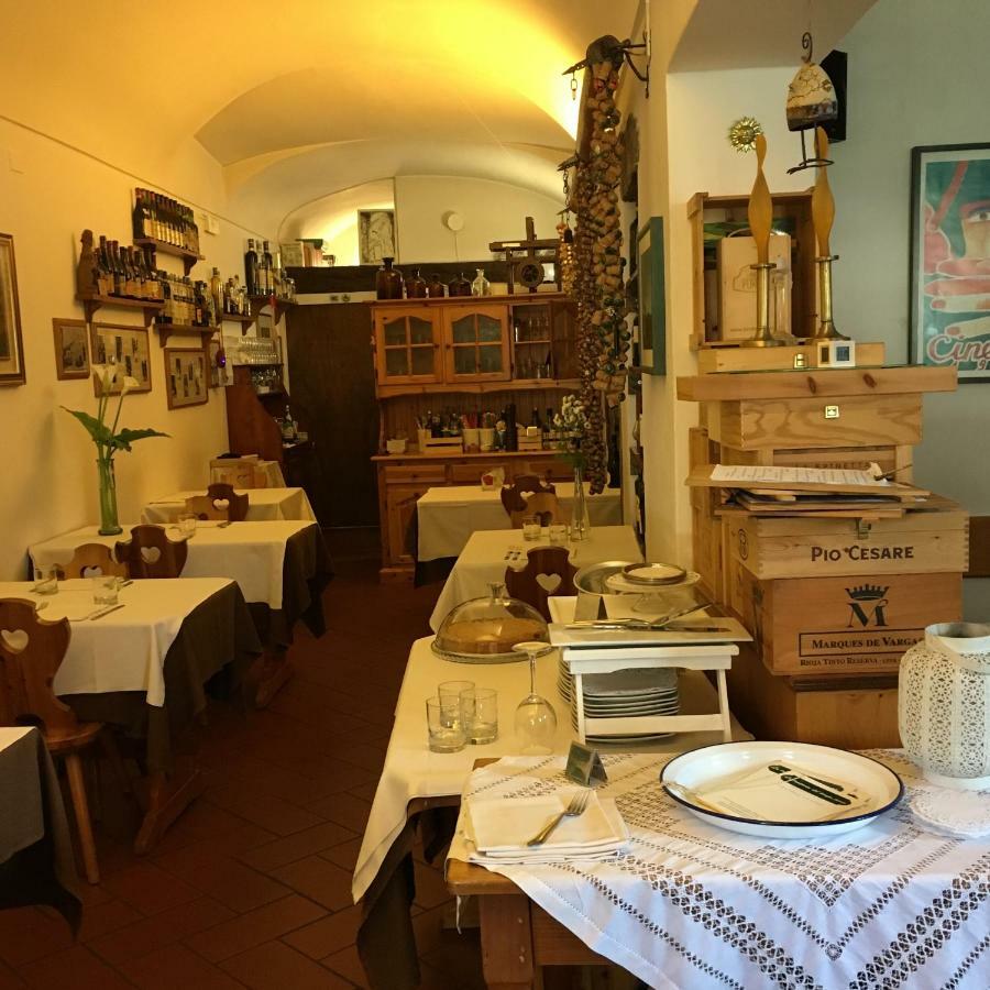 Villa La Solatìa Porto Ceresio Esterno foto